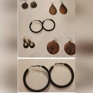 Lot of 5 peirced earrings